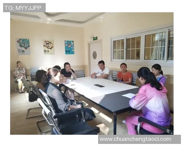 姚明明开课传授篮球智慧助力年轻球员成长与发展