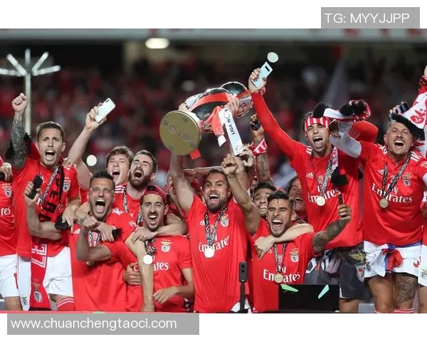 意甲惊现冷门切尔西大胜本菲卡争议判罚引发全场热议