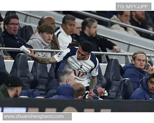 热刺大胜尤文图斯五球狂潮红牌事件引发全场热议与数据分析 热刺大胜尤文图斯五球狂潮红牌事件引发全场热议与数据分析